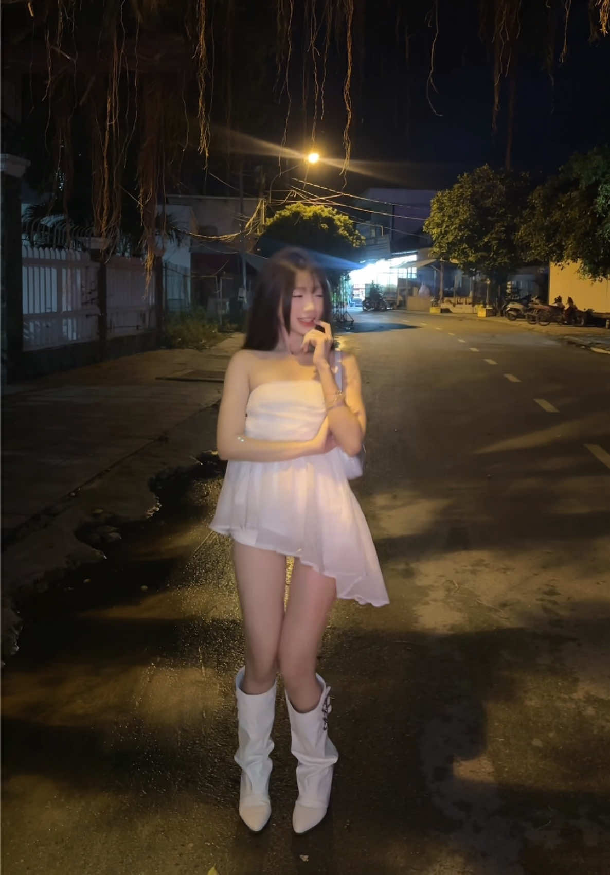 @Huyềnn Bạchh Đâyyy🐰
