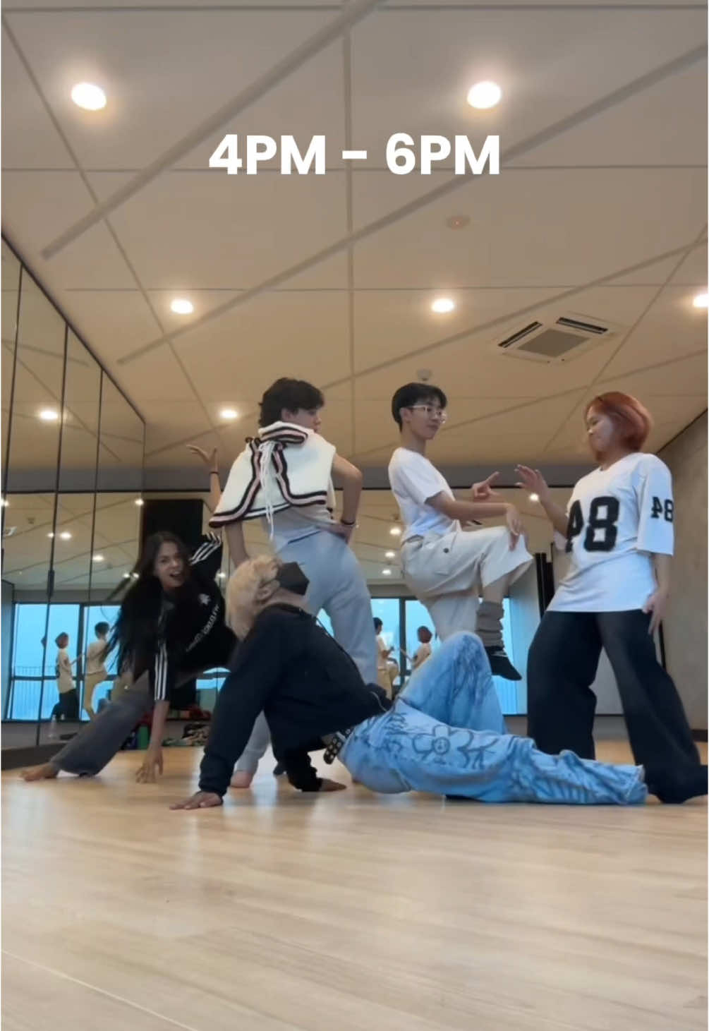 @glossy.dancecrew