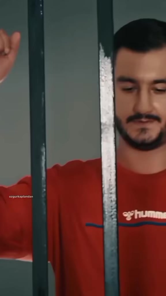 @👑özgürkaplansevenleri👑