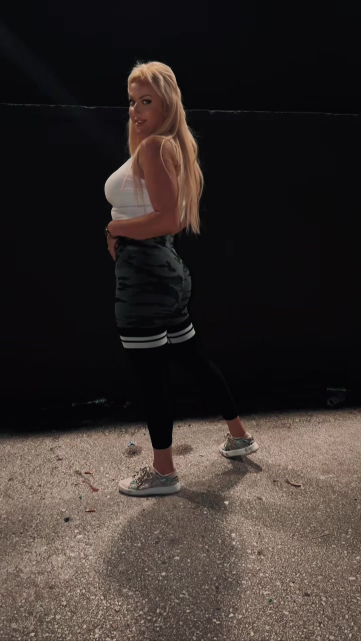 @Emina Becic (ferapuella)