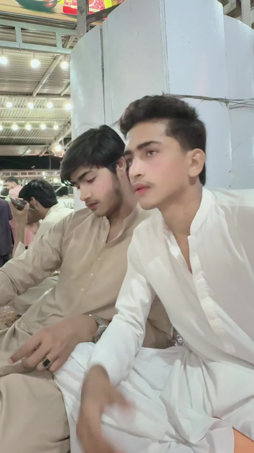 @√ اویس ملاح