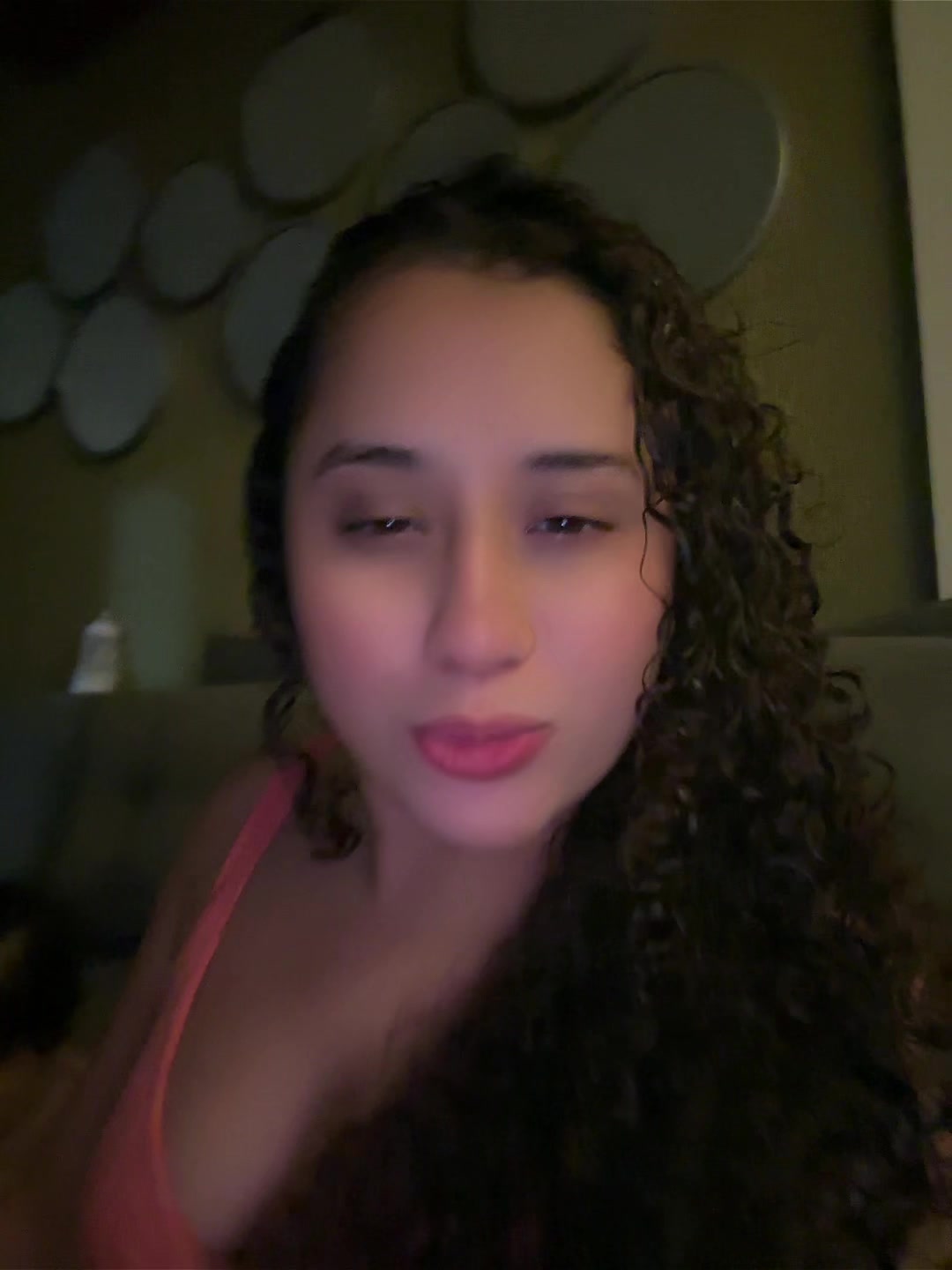 @Julya Serrano