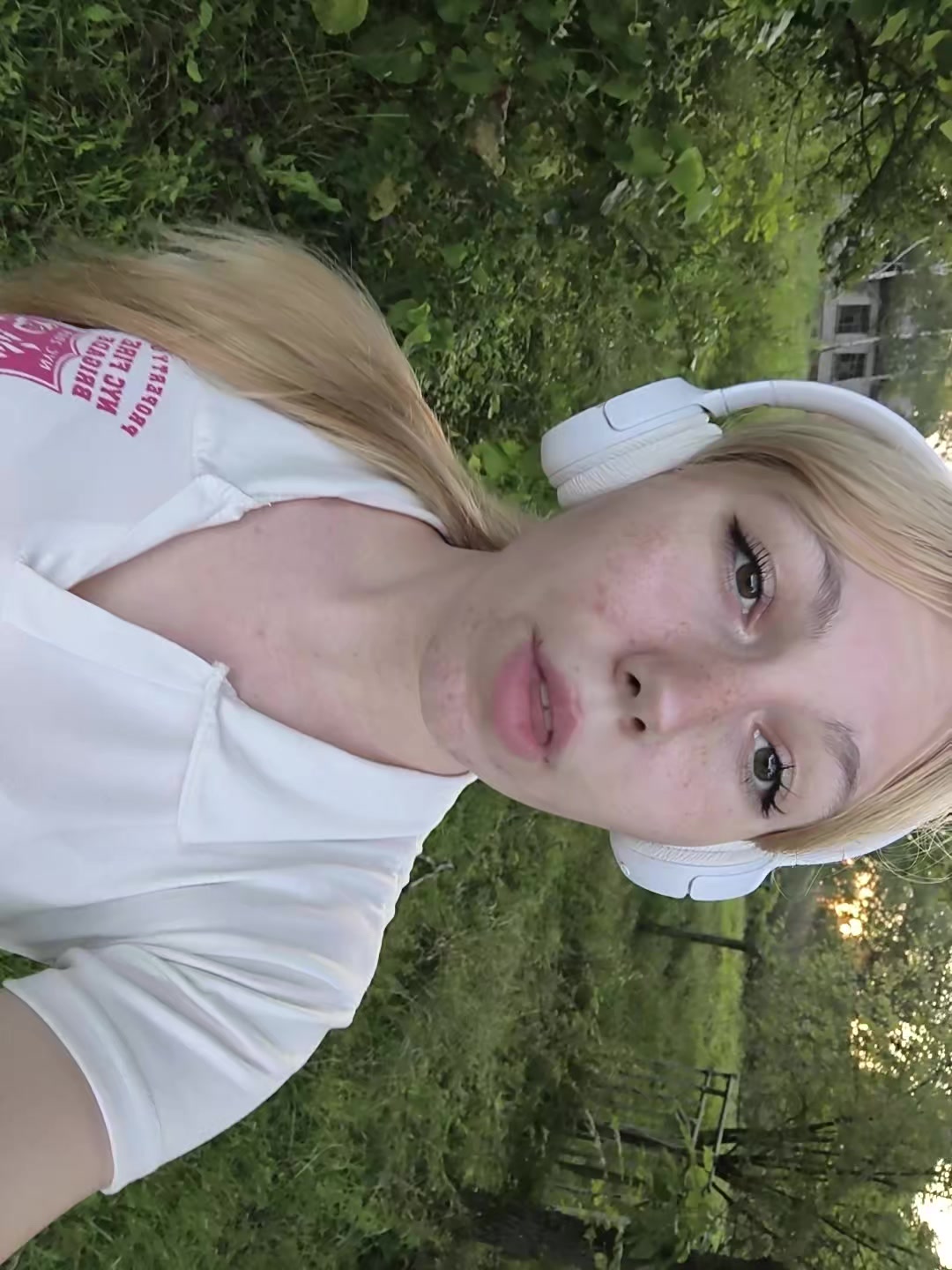 @Дина