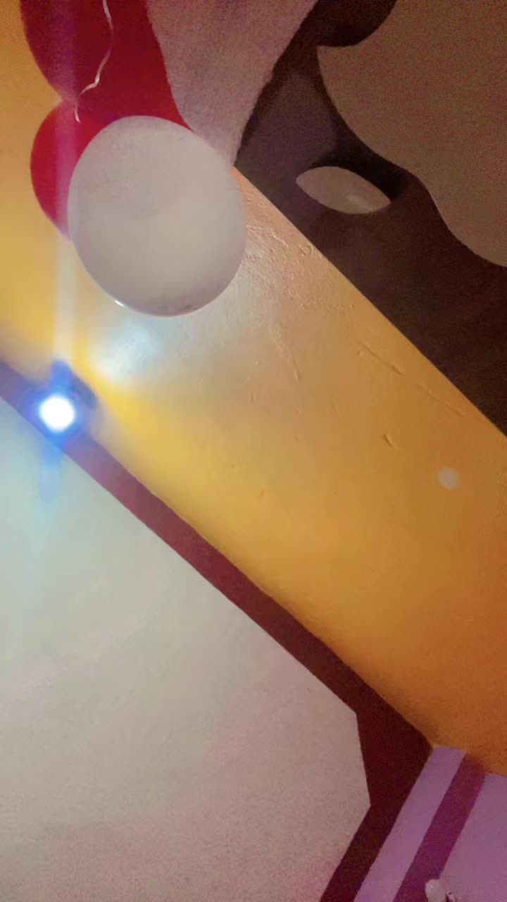 @सृष्टि लामिछाने 🦋