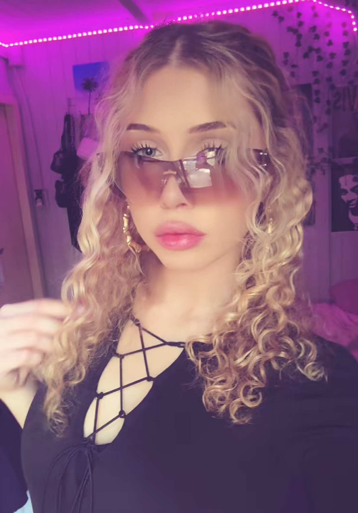 @𝓔.🍸