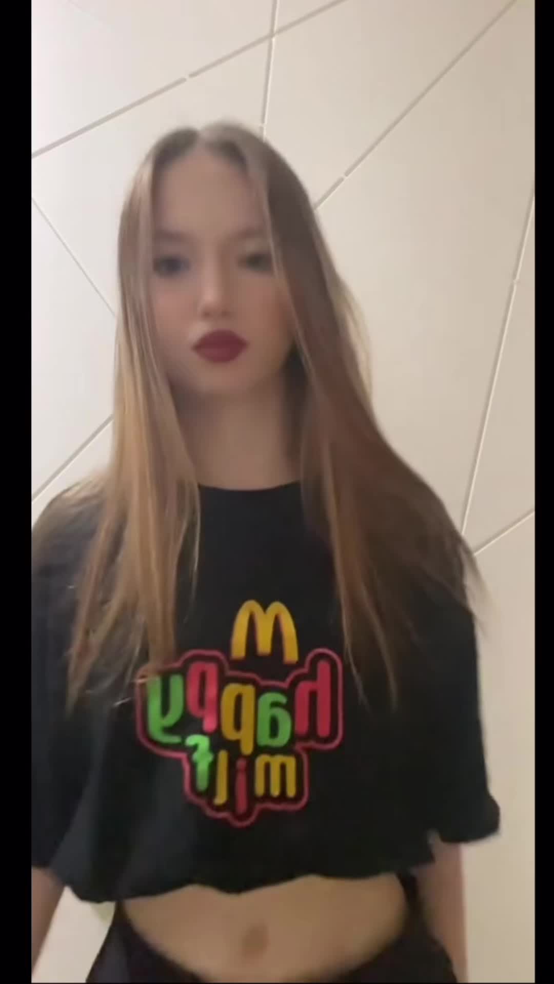 @Angelins