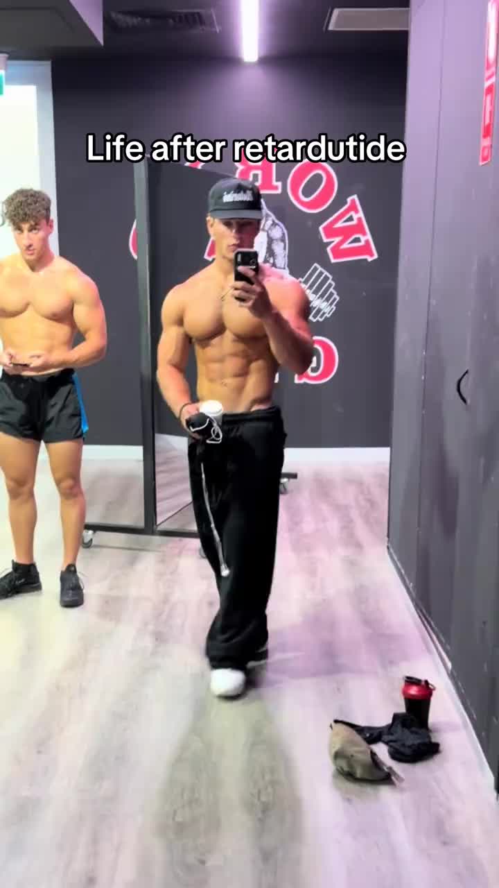 @alexaaronn