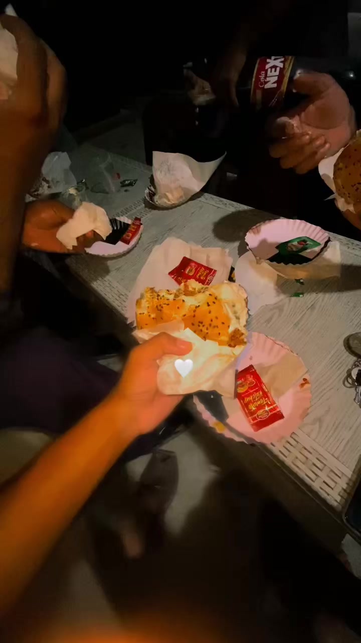 @𝐹𝒶𝒾𝓏𝒶𝓃 𝒞𝒽