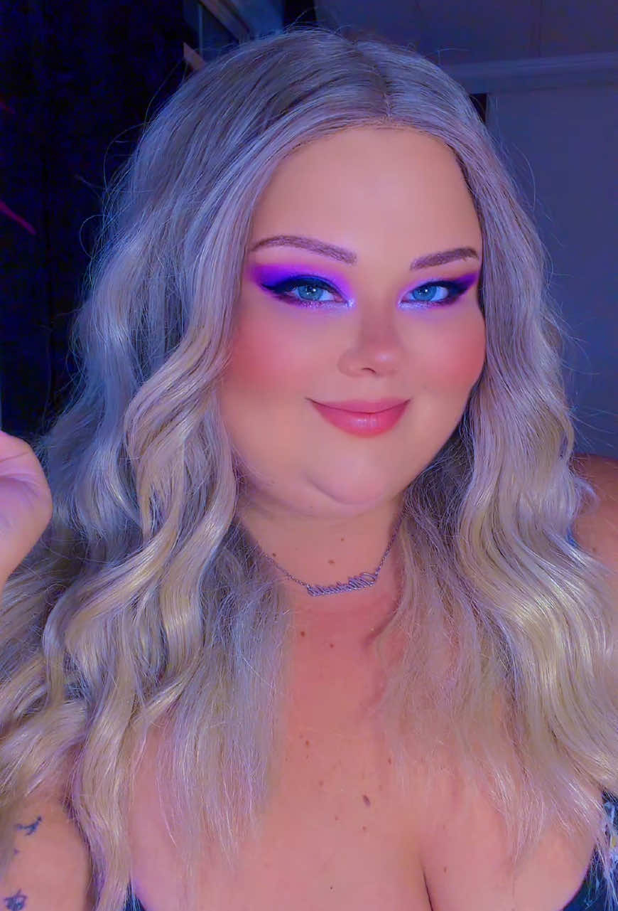 @Queensizebeauty ♡