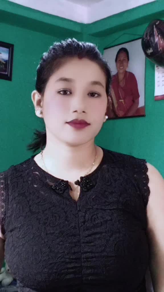@करिश्मा श्रेष्ठ🇳🇵