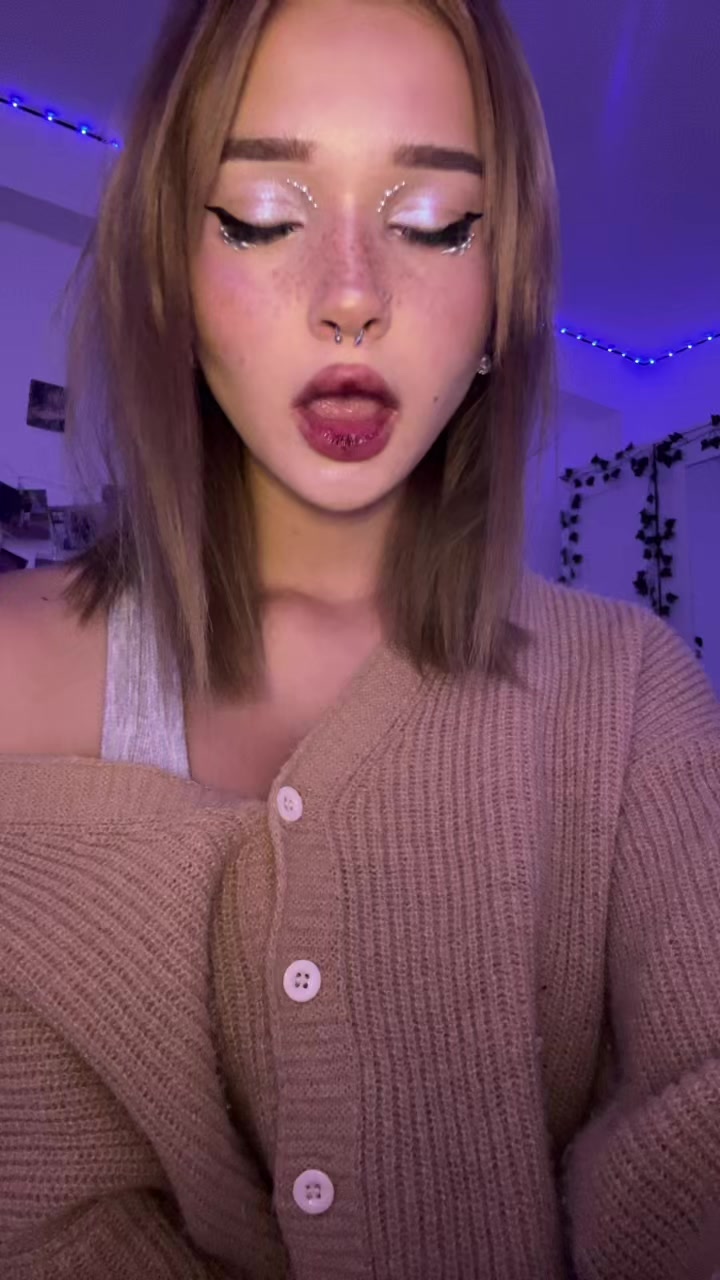 @кицька