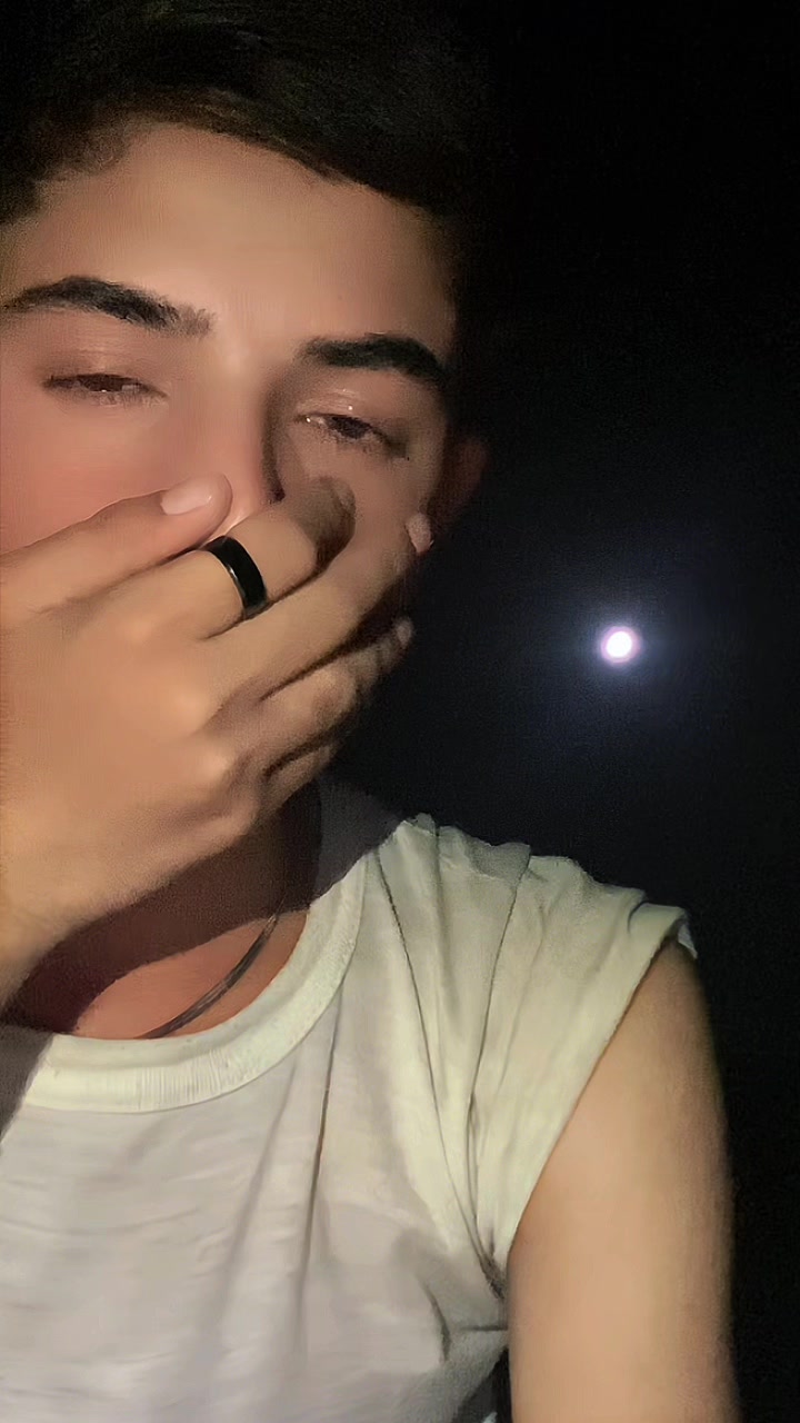@꧁🥹•بے وفا یار•🥹꧂