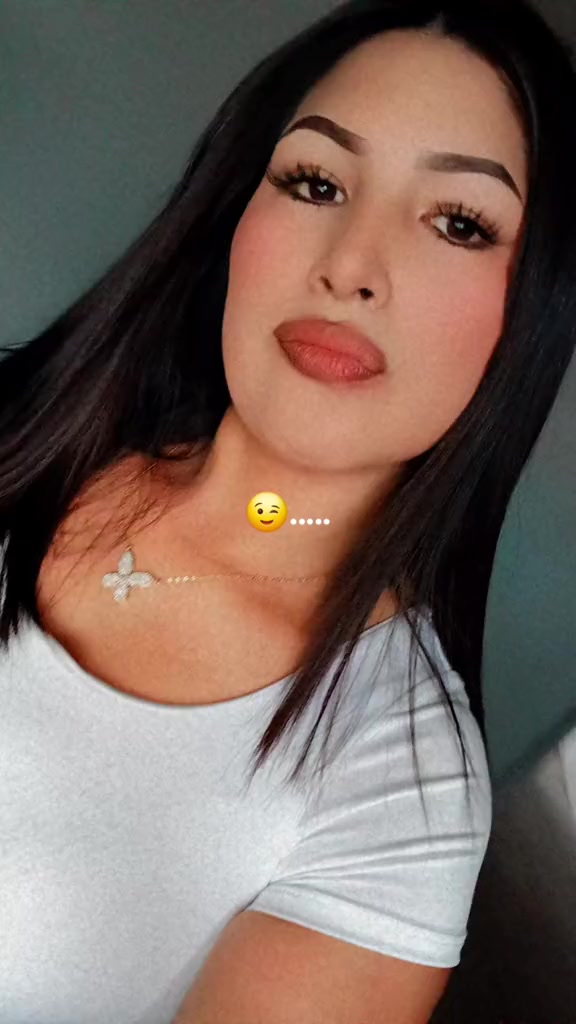 @tu loquita 😏