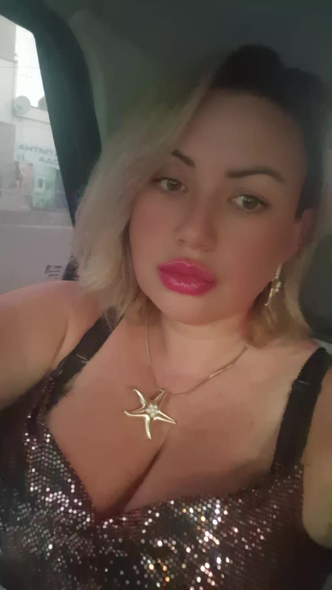 @Gorgeous woman💣