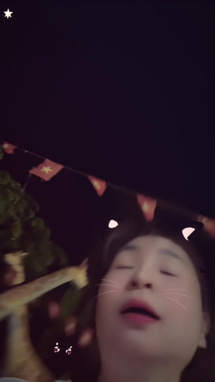 @Giang H&agrave; Thị