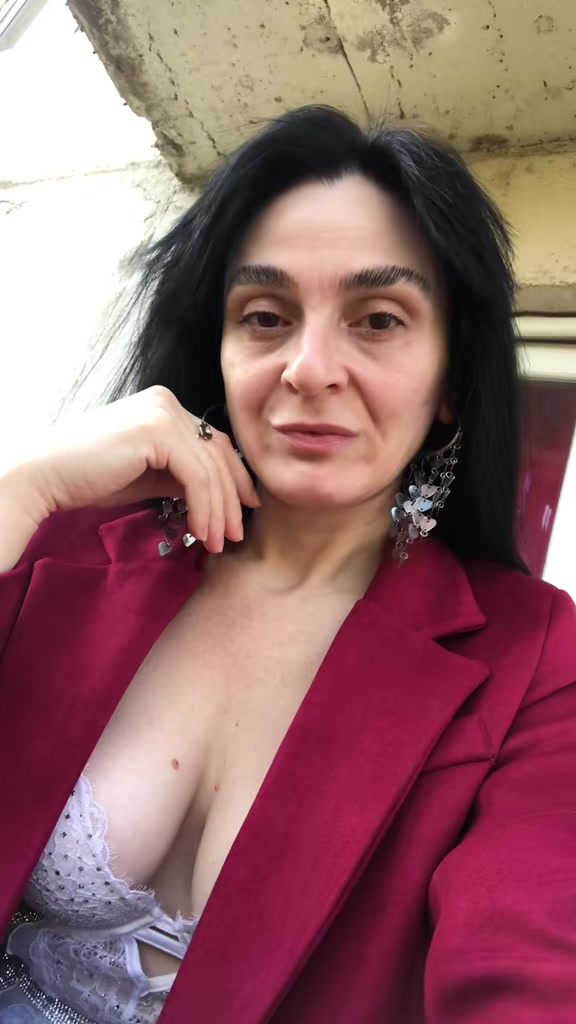 @ilona gegenava