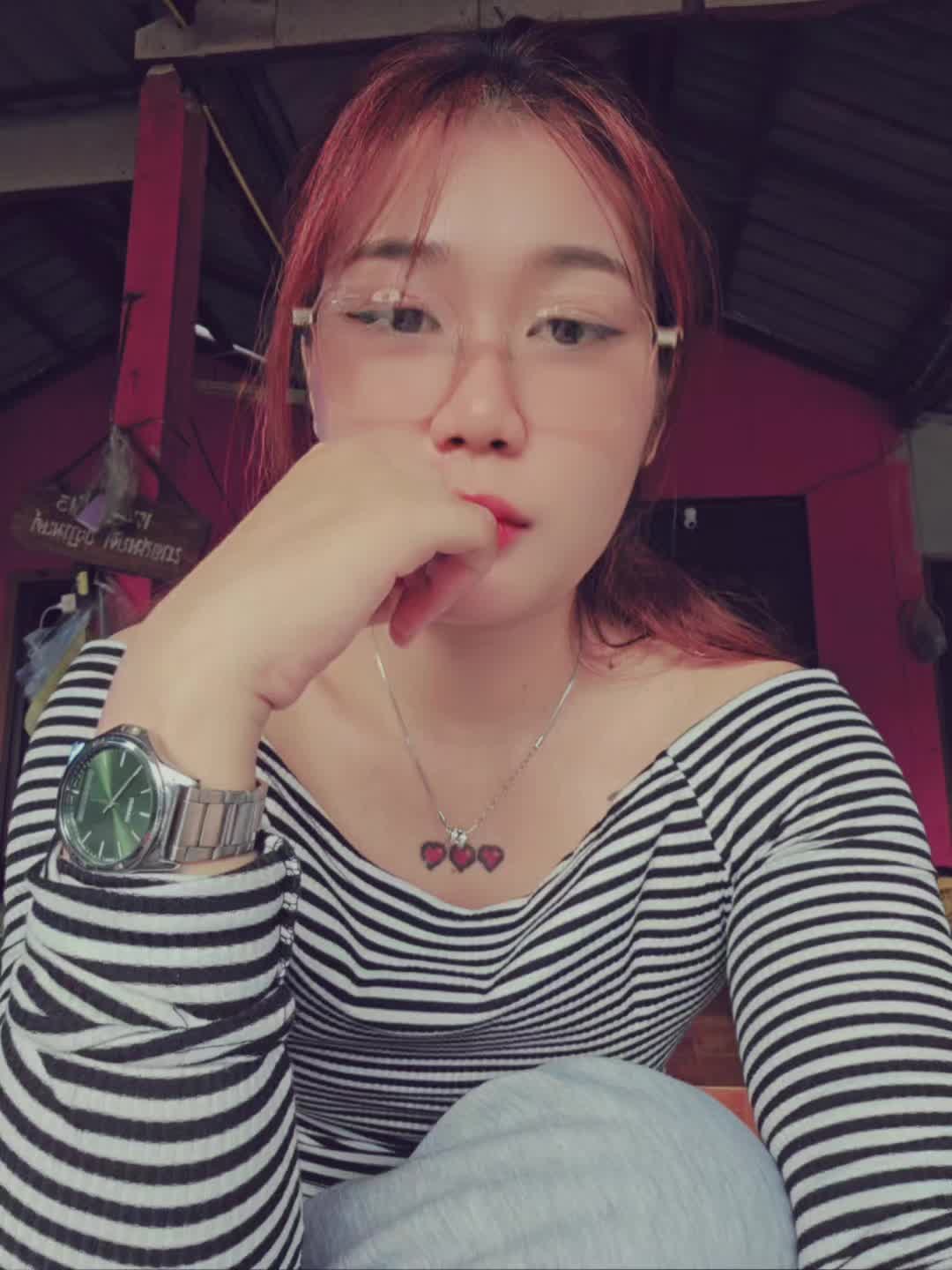 @ปาก แว้'แว้