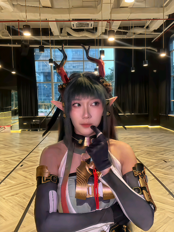 @𝐇𝐚𝐧𝐧 𝐥𝐞𝐧𝐚𝐭𝐡𝐞𝐚🍀