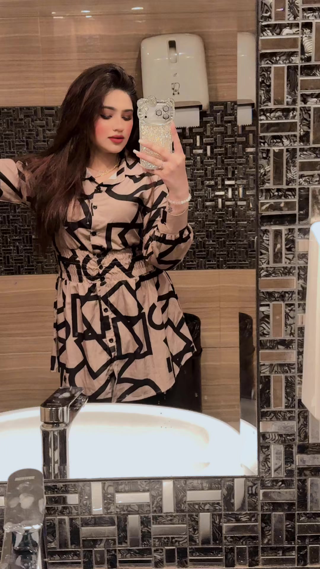 @Zaffira ch