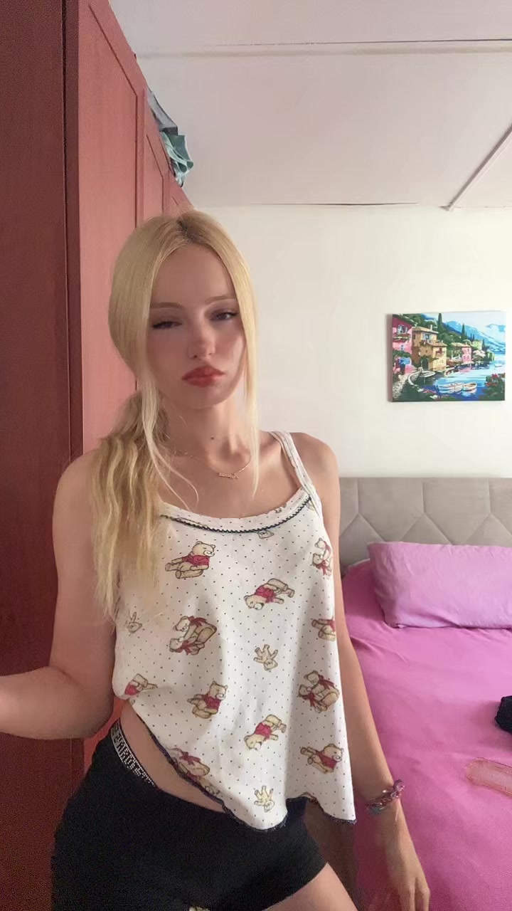 @Ayşenur