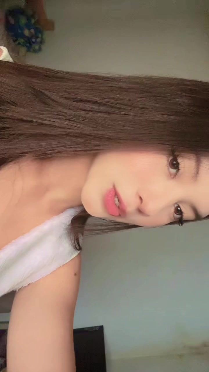 @claraa