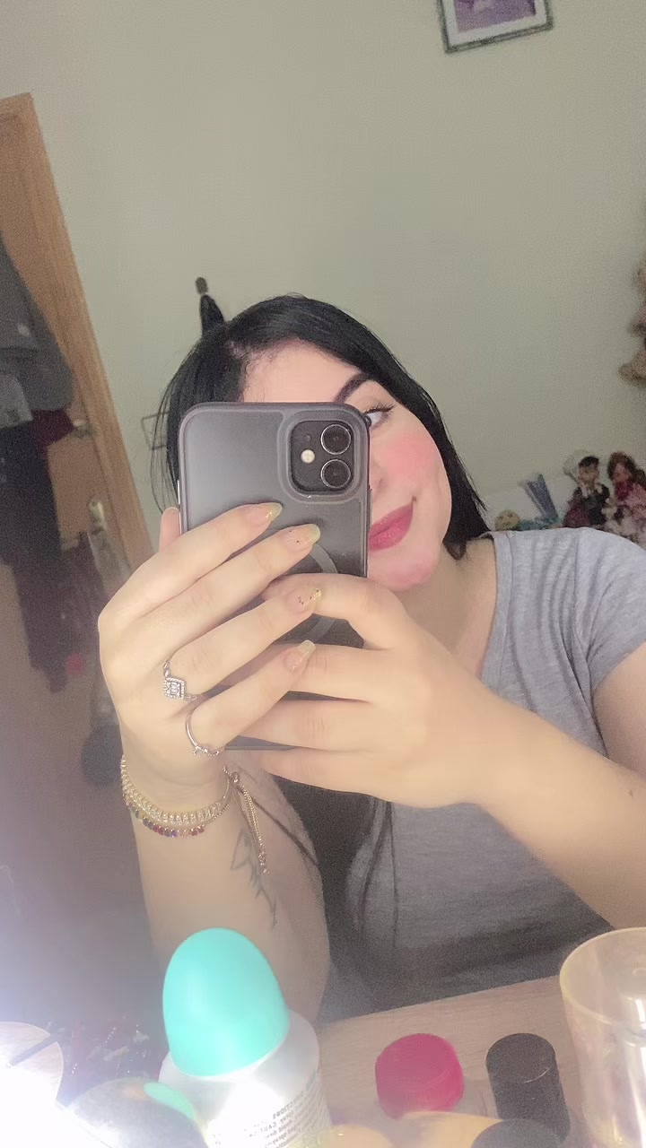 @oumniabetty1