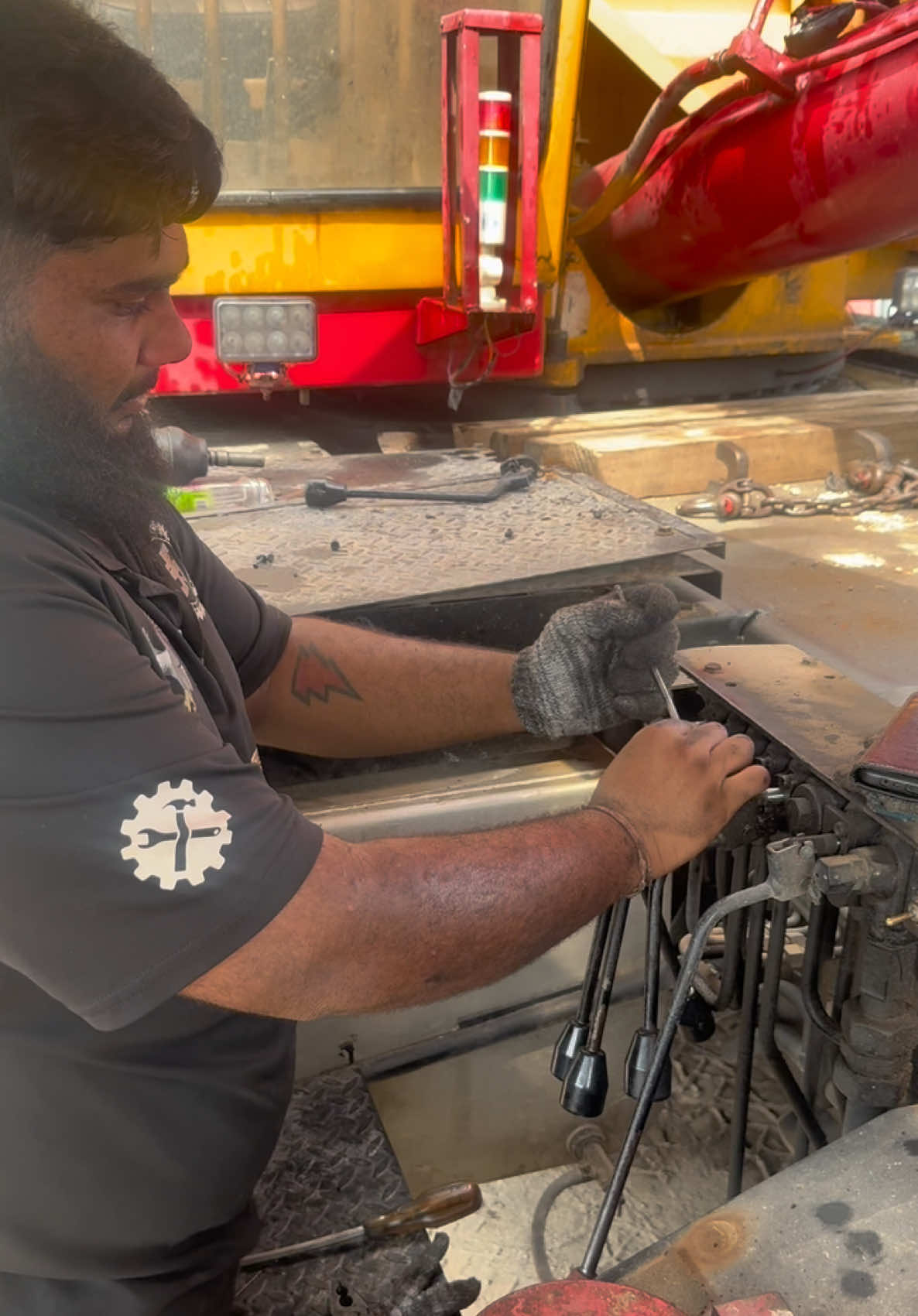 @Crane Repair Service