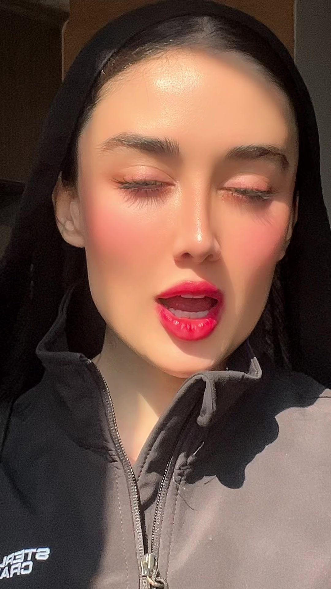 @mahroo