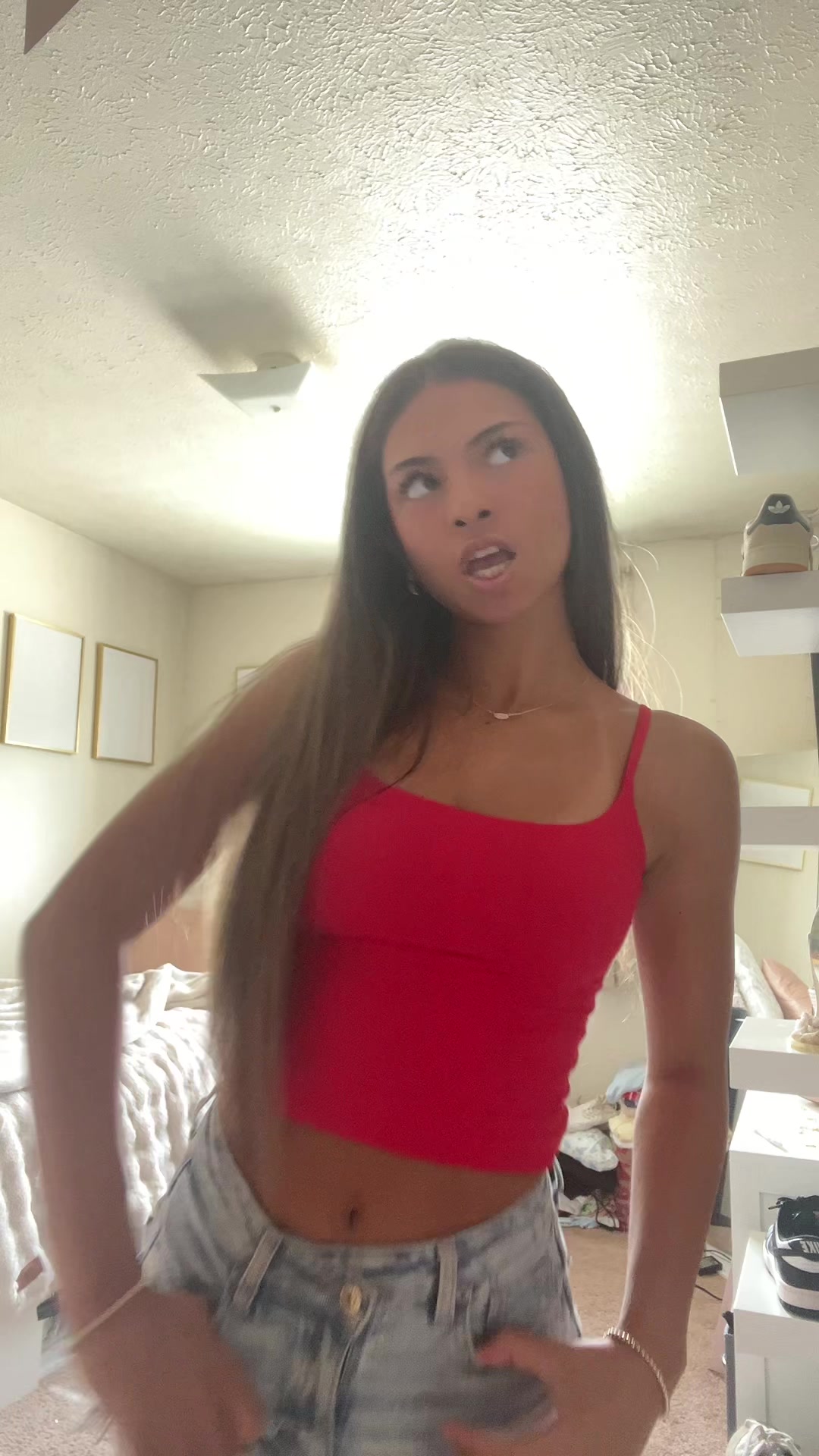 @neomi.marie