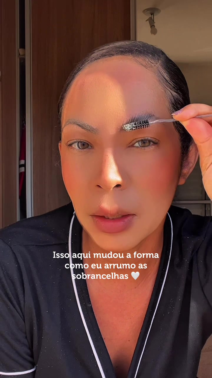 @kellycoimbras