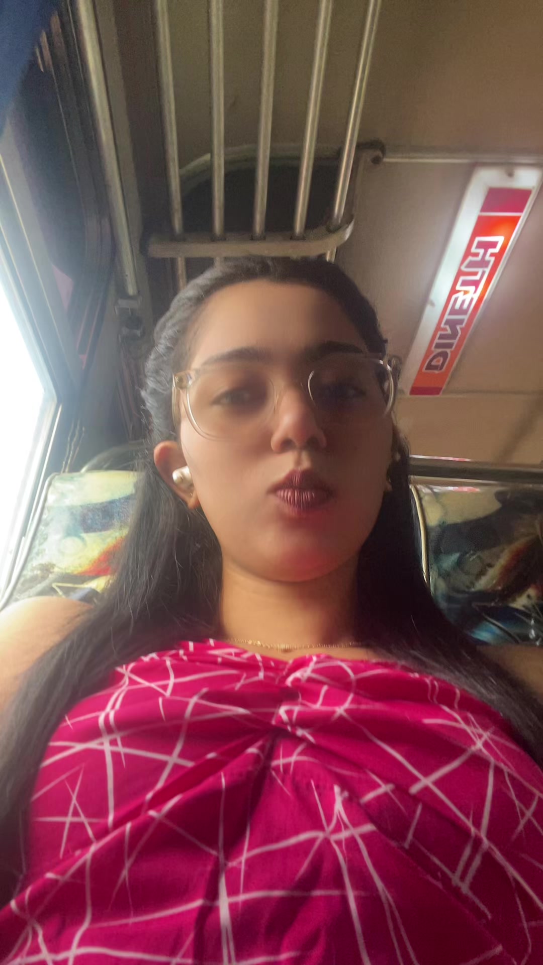 @Yashu 😗🌚💕