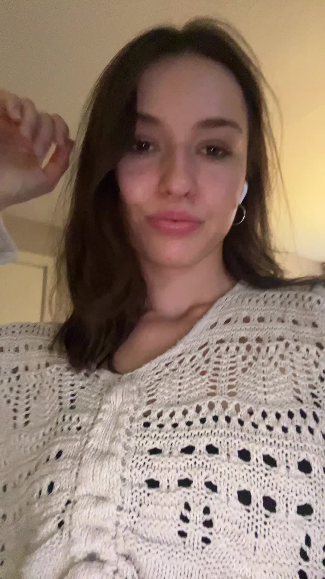 @ellalouiseclark