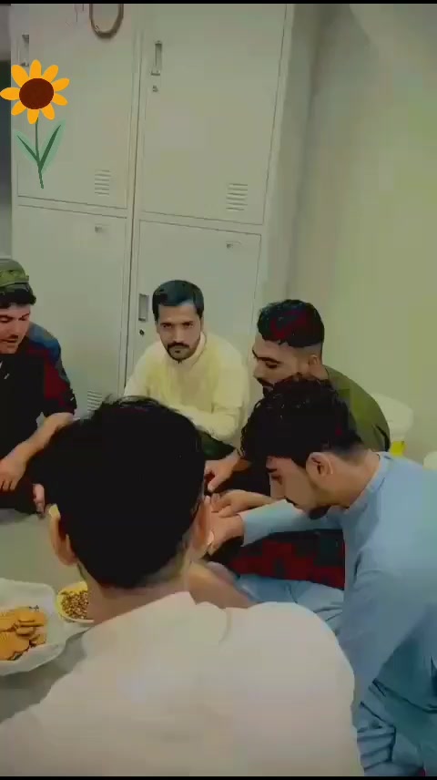 @""گیلمن مومند""