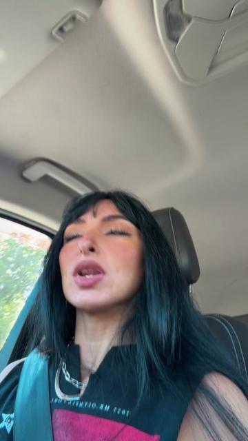 @LyssaLeedleLee