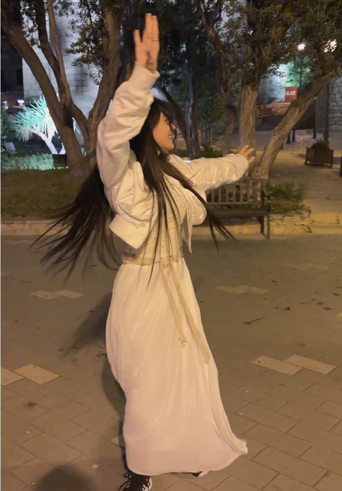 @𝑹&ouml;𝒚𝒂🇦🇿🇺🇸
