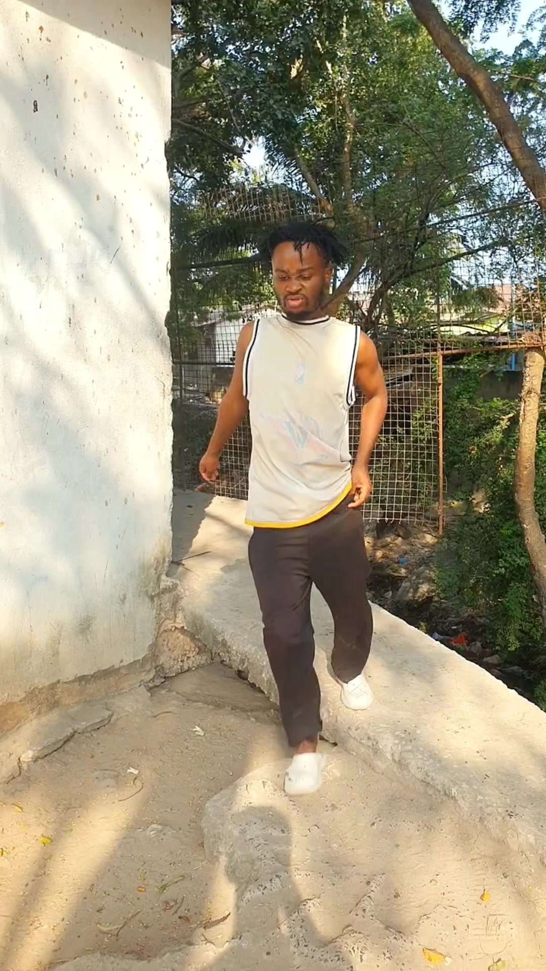 @Nyogonya