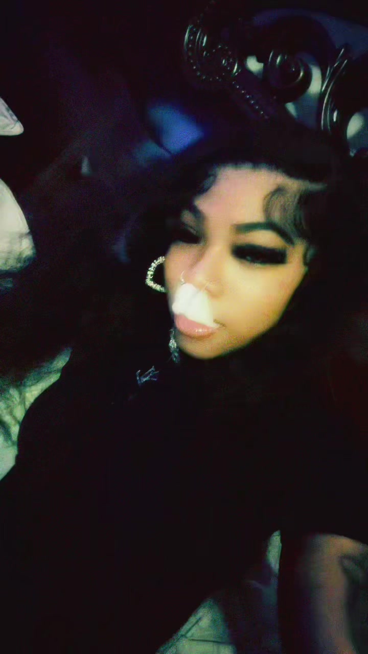 @Desii🫥💕