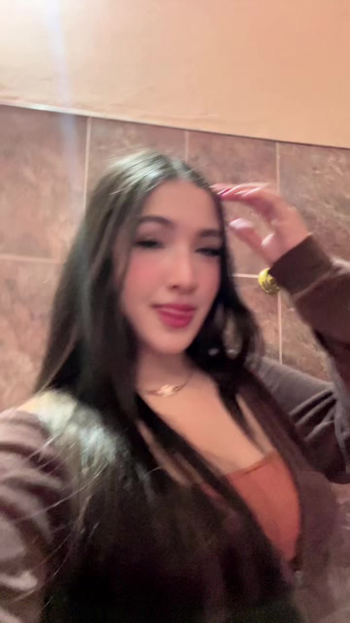 @𝑣𝑎𝑙𝑒𝑛𝑡𝑖𝑛𝑎🤍