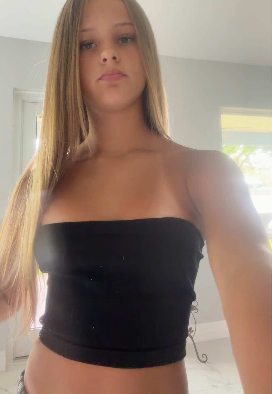 @alexisity