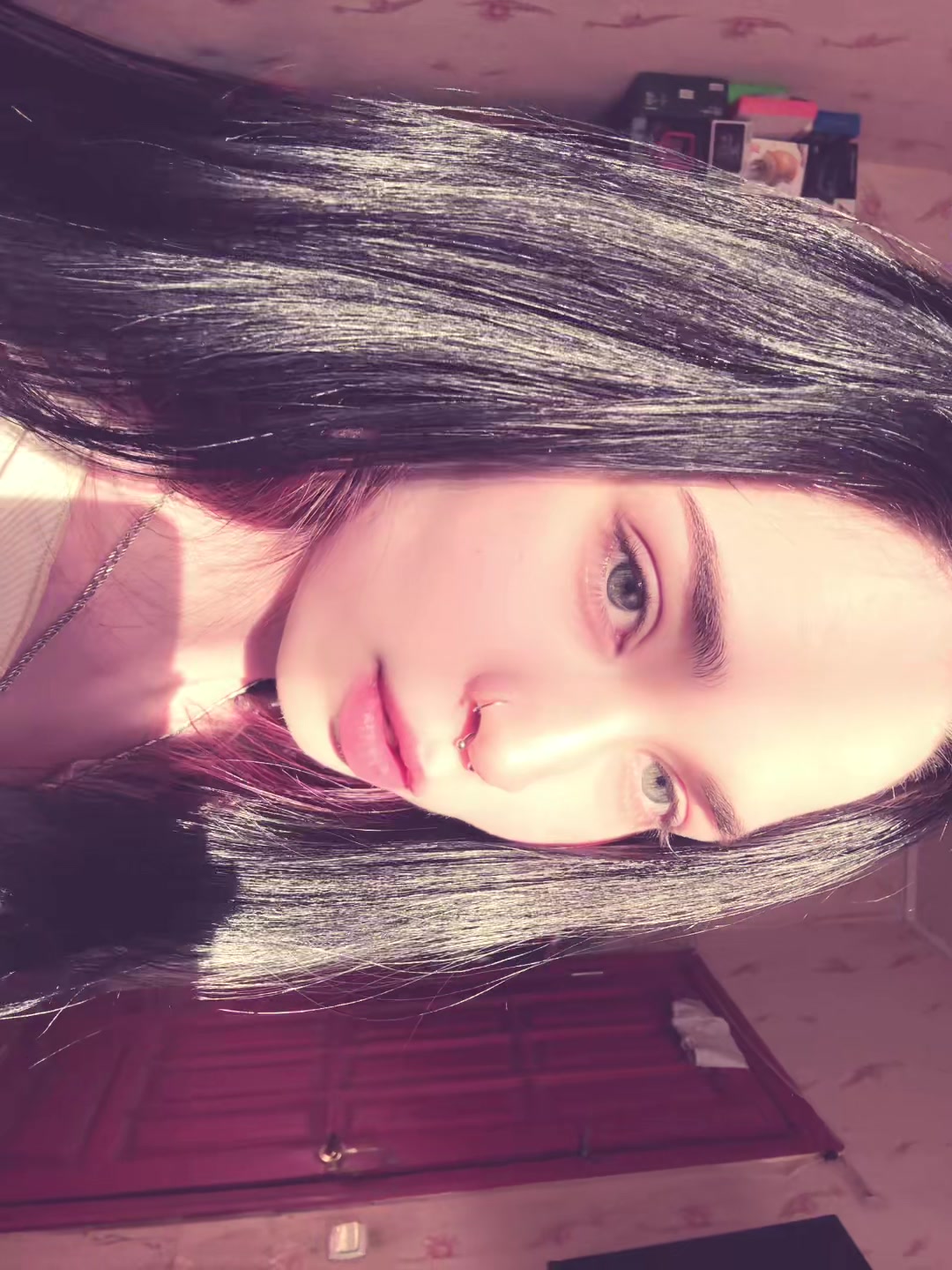 @_alish_