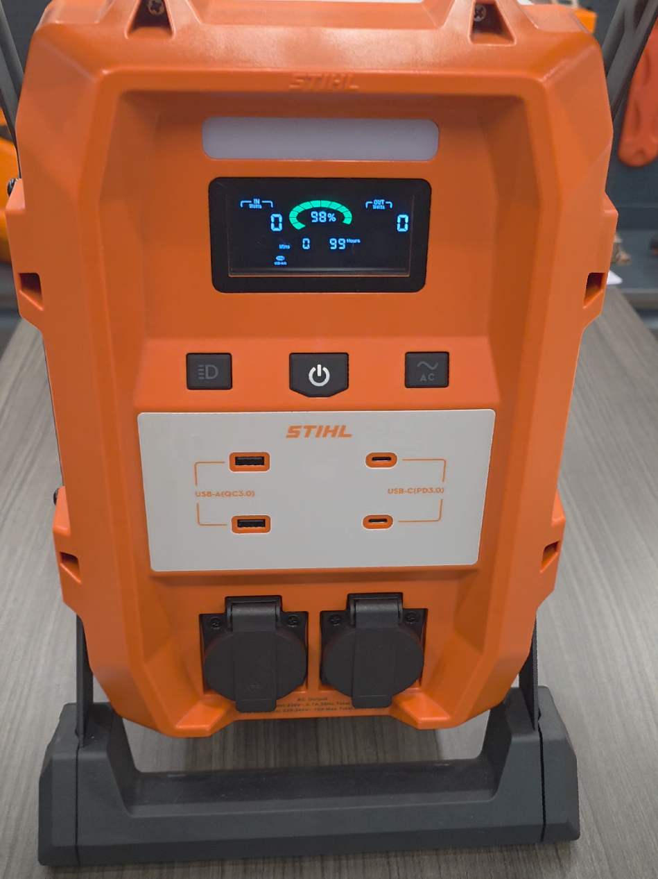 @vctraders | Stihl & John Deere