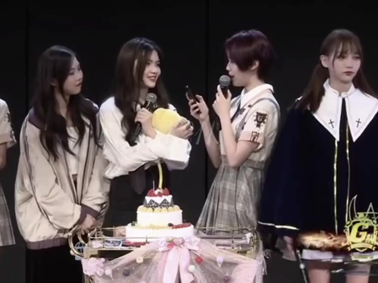 @đu tùm lum OTP