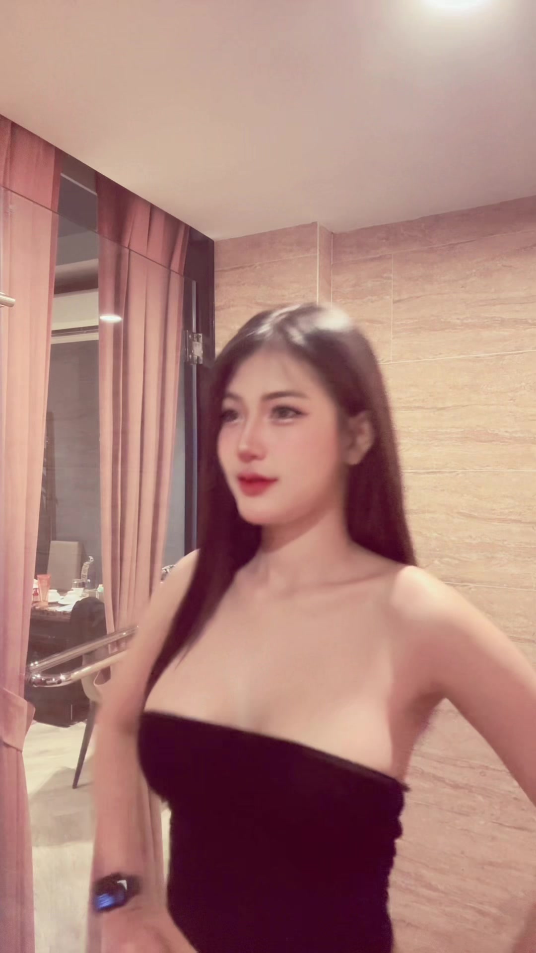 @น้องน้ำหนึ่ง