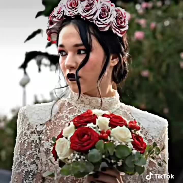 @~🥀𝐑𝐨𝐬𝐚 𝐑𝐢𝐜𝐜𝐢🥀~