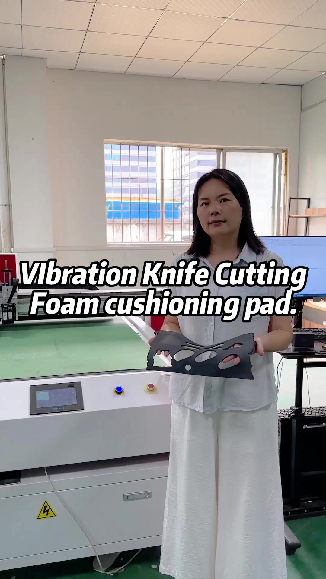 @Cutting machine factory