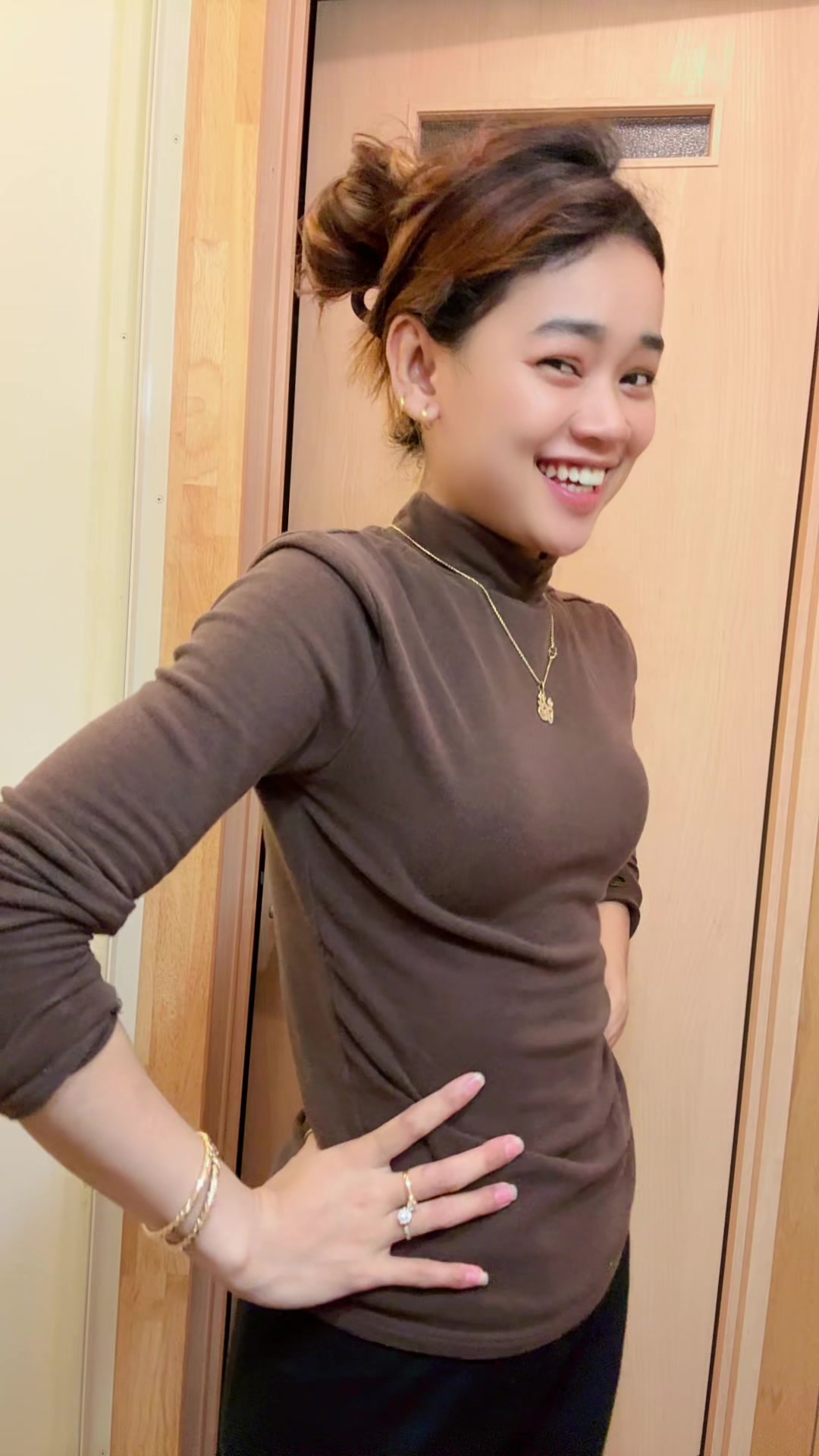 @Fb នារី សាច់ដុំ កំពង់ធំ🏠