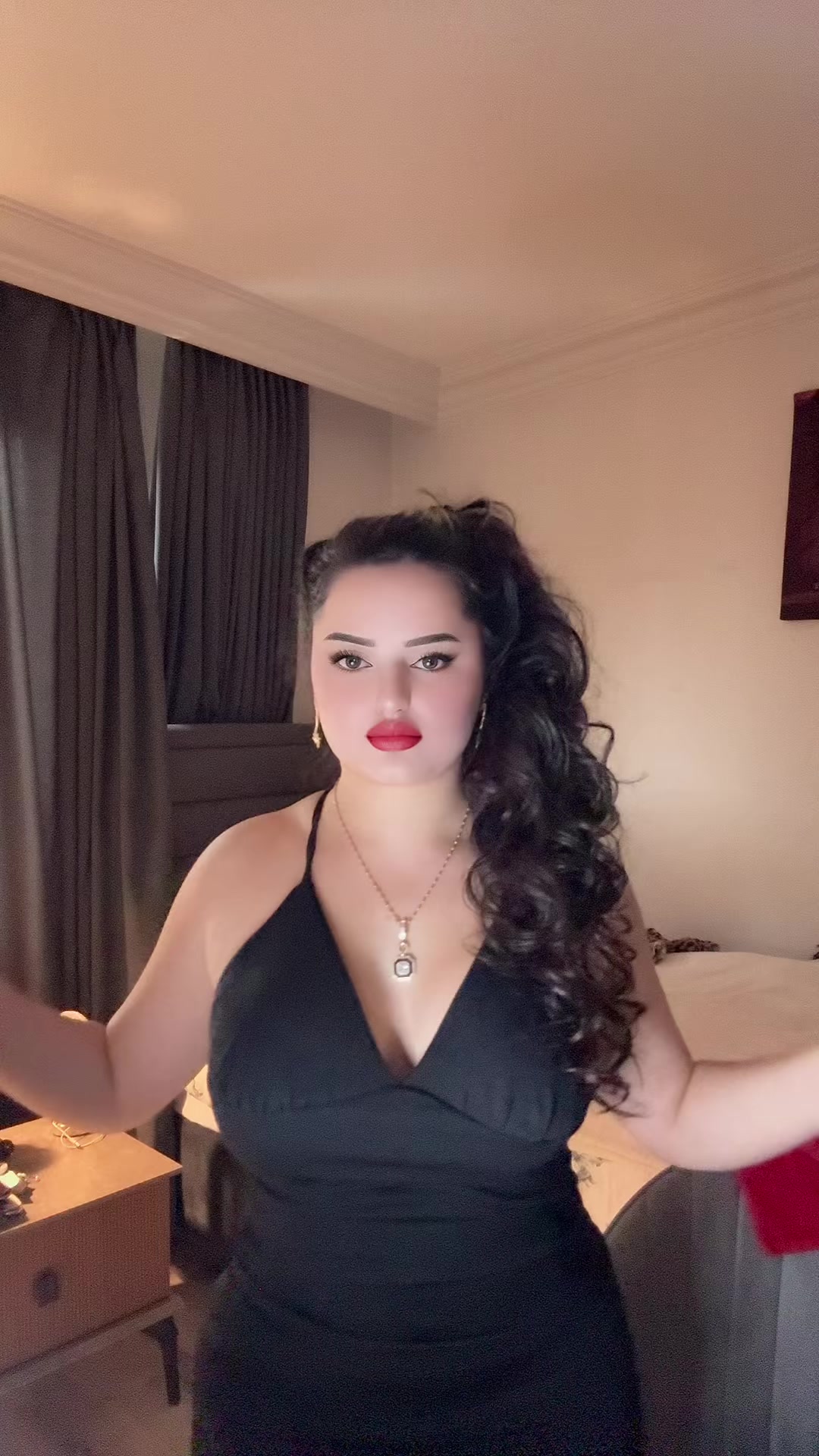 @_merveees