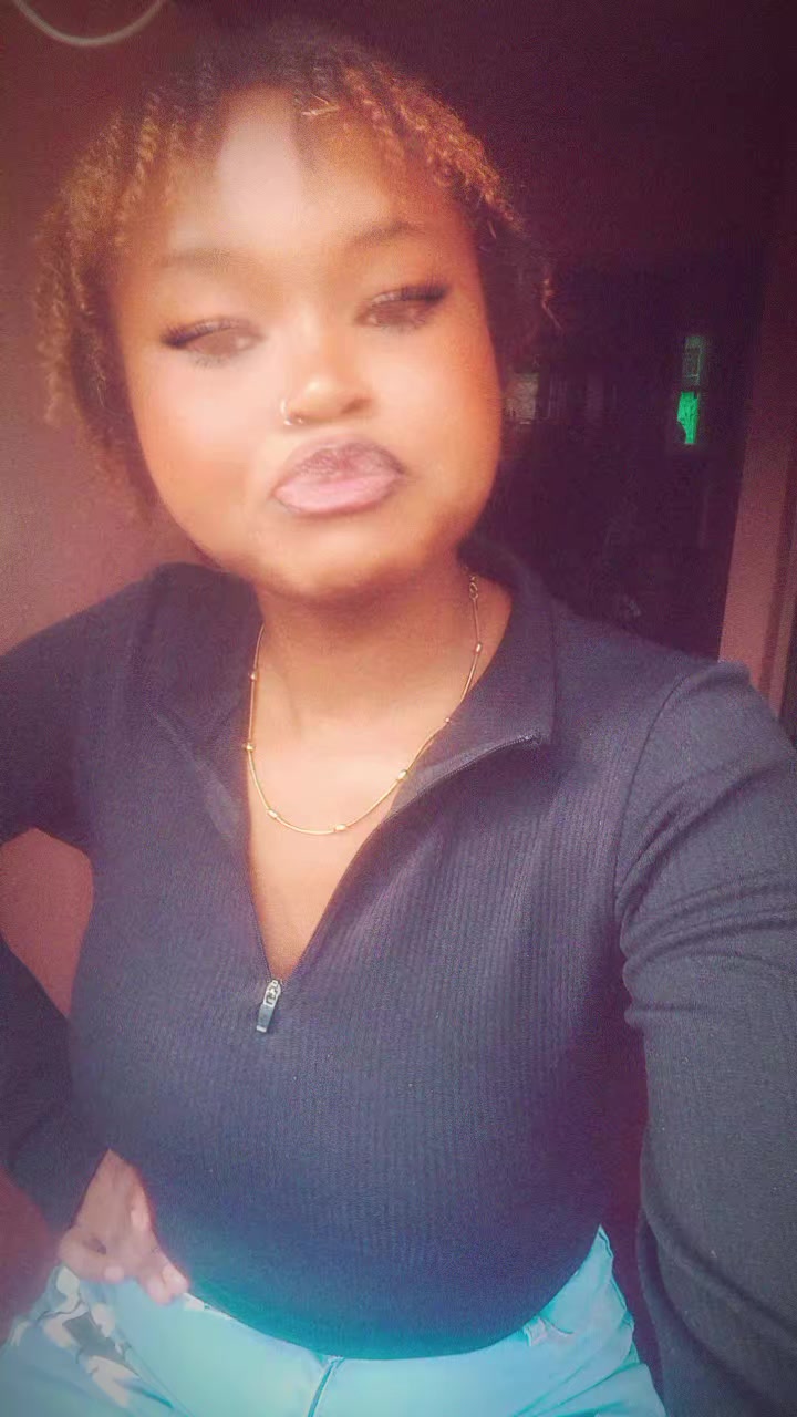 @💥Daisyy🖤💜💙