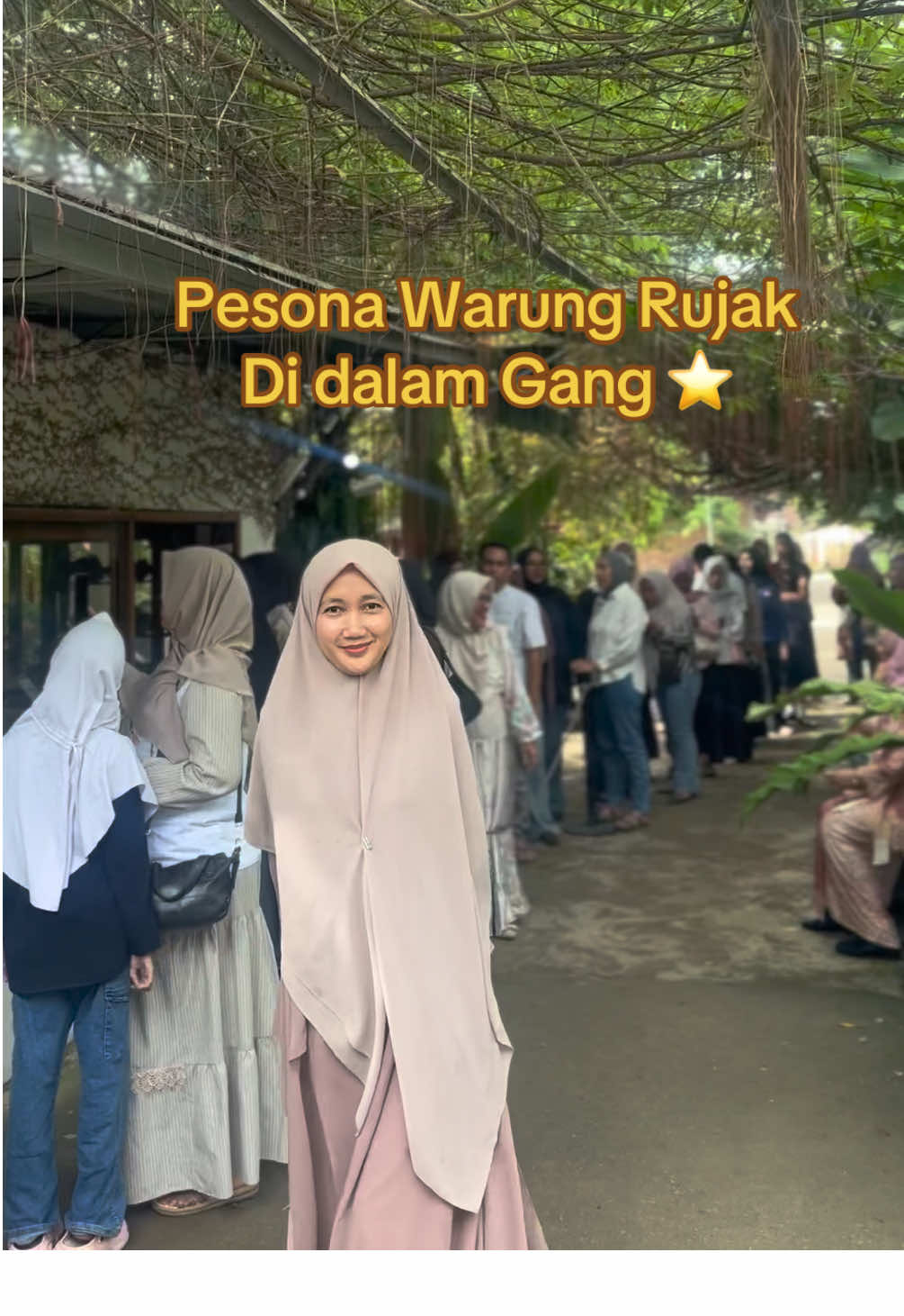 @Vikaamelia