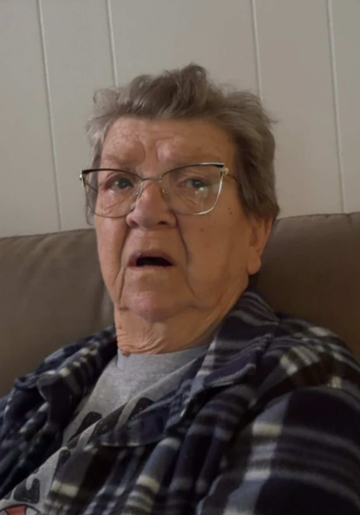 @ANGRY GRANDMA